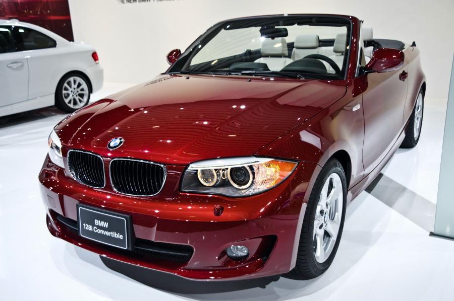  BMW 1-Series Convertible 2012 года  (фото 20 из 22)